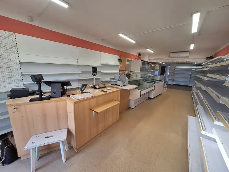 Pronájem obchodního prostoru 86 m², Císařov – náhled fotky 1