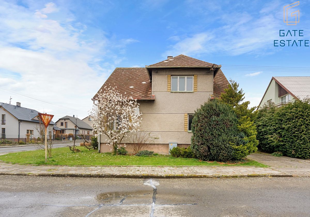 Prodej rodinného domu 187 m², pozemek 1123 m² – fotografie 3