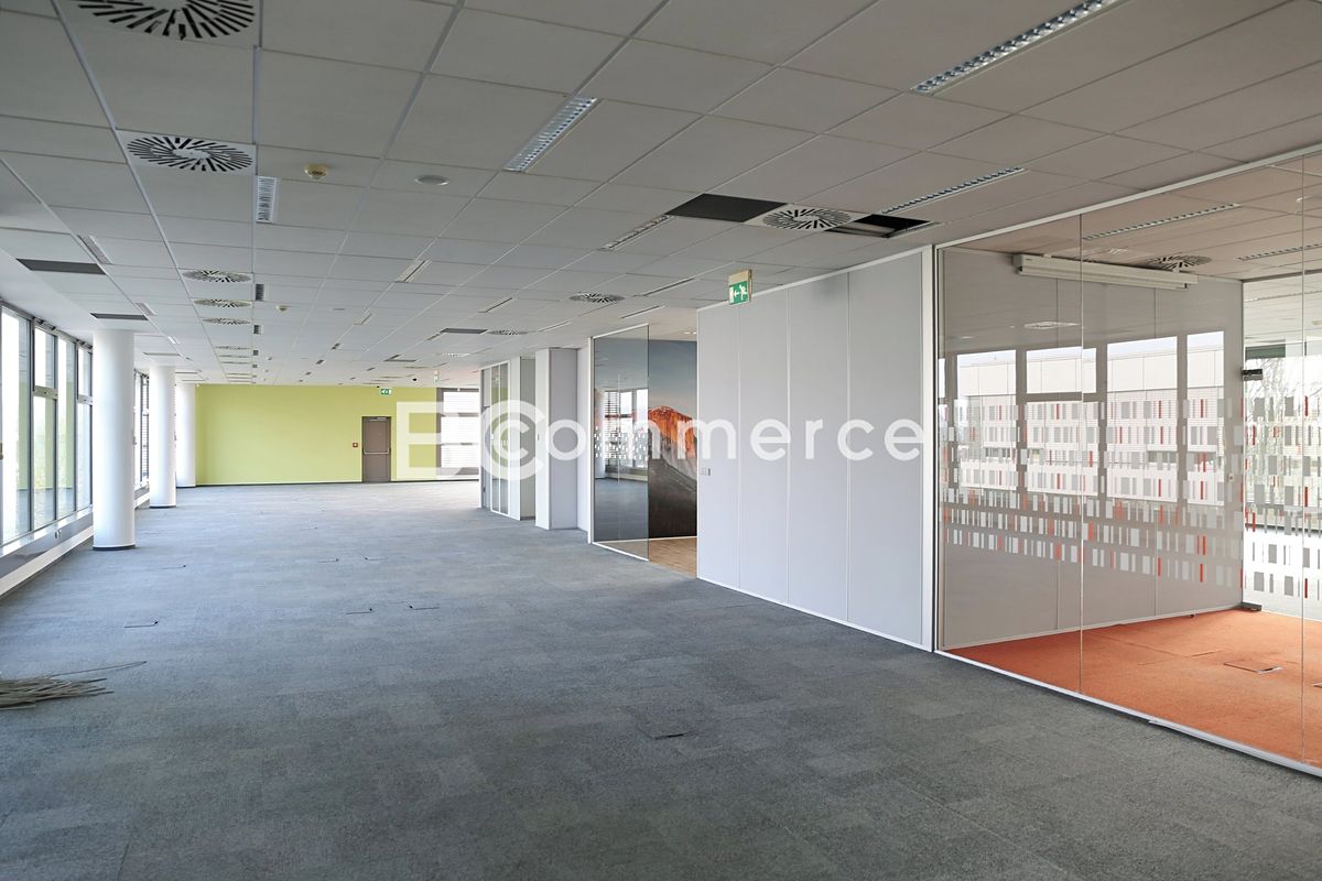 Pronájem kanceláře 379 m², Brno – fotka 1 z 3