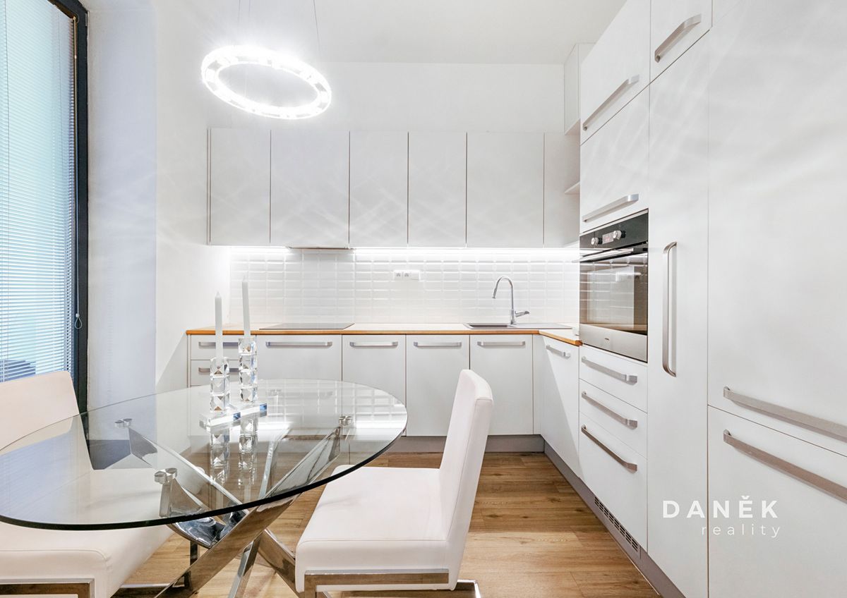 Pronájem bytu 2+kk 43 m²