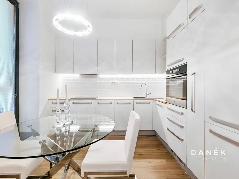 Pronájem bytu 2+kk 43 m², Brno – náhled fotky 1