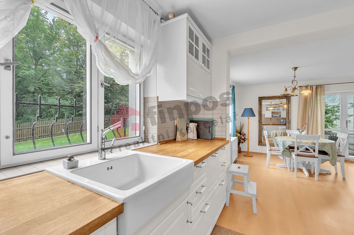 Prodej rodinného domu 231 m², pozemek 77689 m² – fotografie 5