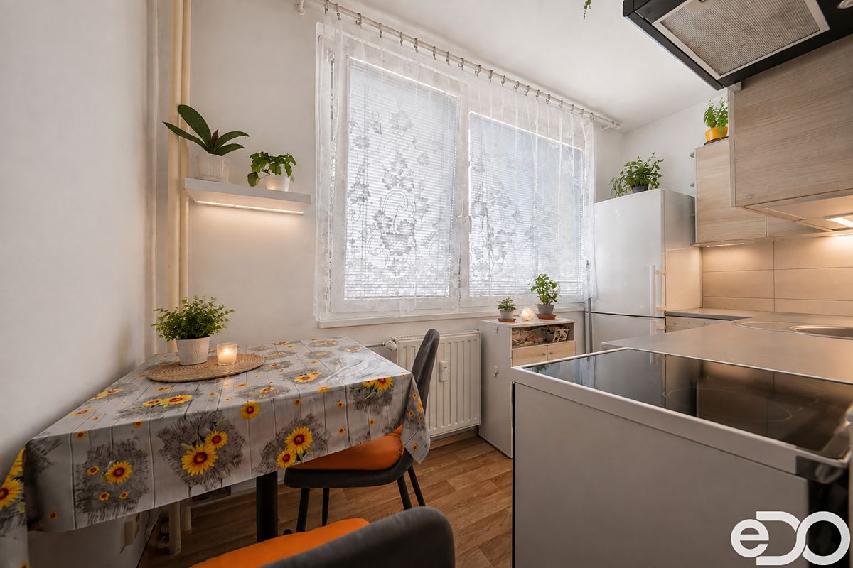 Prodej bytu 2+1 49 m² – fotografie 3