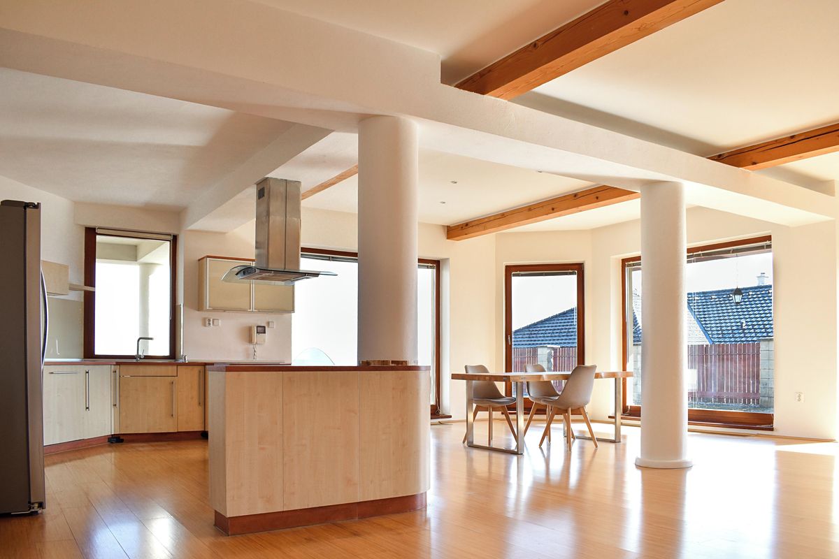 Prodej rodinného domu 310 m², pozemek 2880 m² – fotografie 5