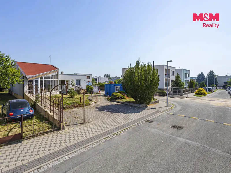 Prodej obchodního prostoru 330 m², Pardubice – náhled fotky 3