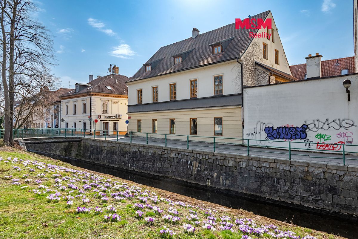 Prodej obchodního prostoru 615 m²