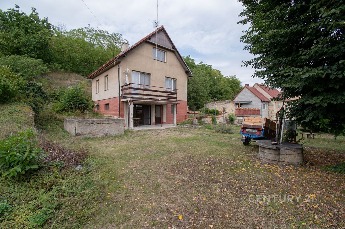 Prodej rodinného domu 116 m², pozemek 2660 m² – fotografie 2