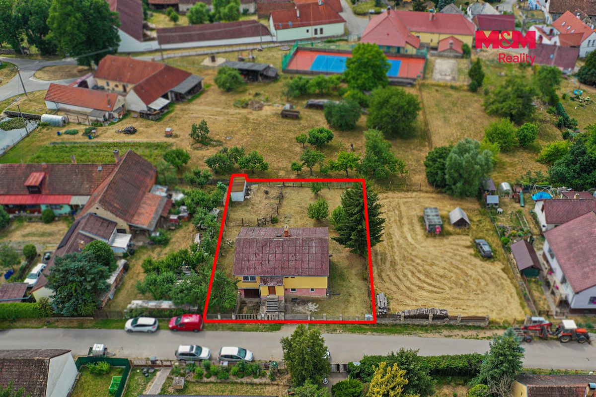 Prodej rodinného domu 107 m², pozemek 720 m² – fotografie 5
