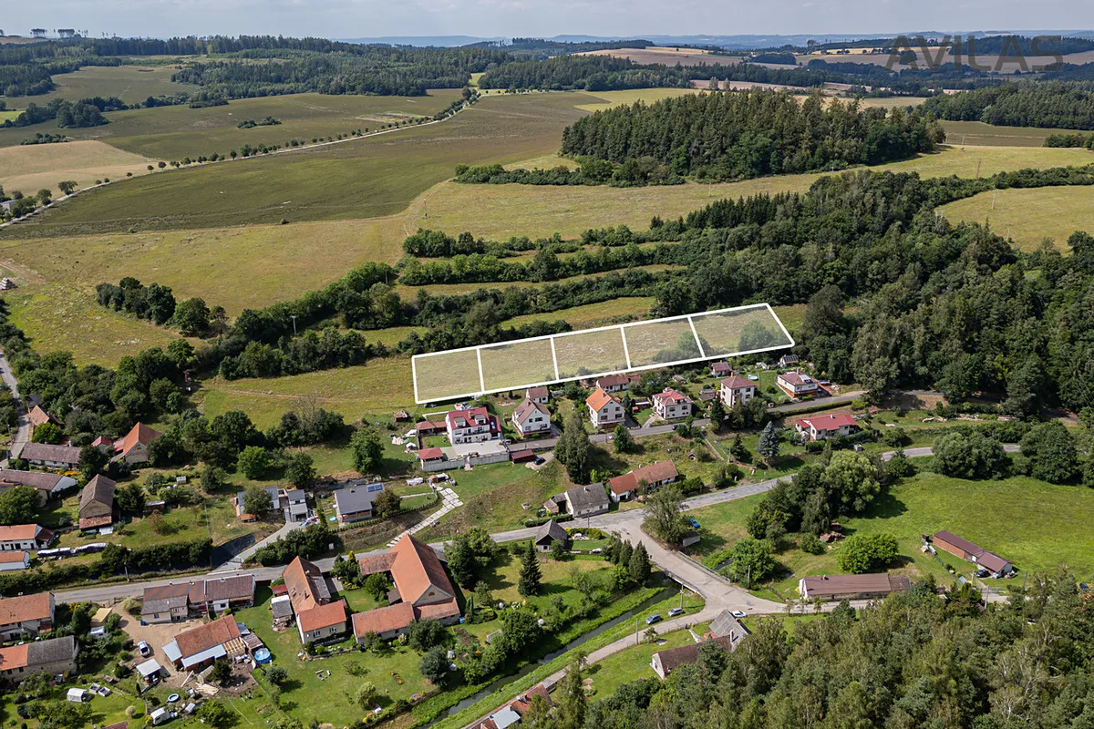 Prodej stavebního pozemku 7856 m²