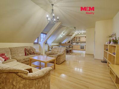 Pronájem bytu 4+kk 122 m²