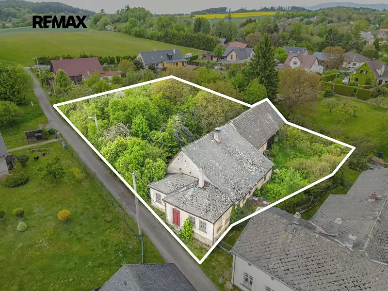 Prodej rodinného domu 350 m², pozemek 641 m², Vítězná – náhled fotky 1