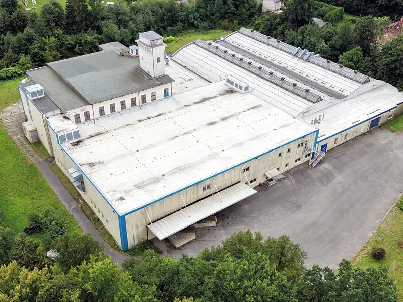 Prodej skladového prostoru 12000 m², Liberec – náhled fotky 3
