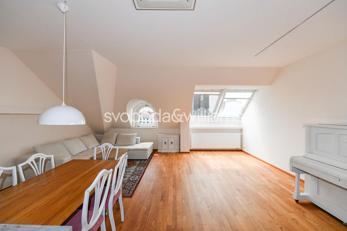 Pronájem bytu 4+kk 140 m²