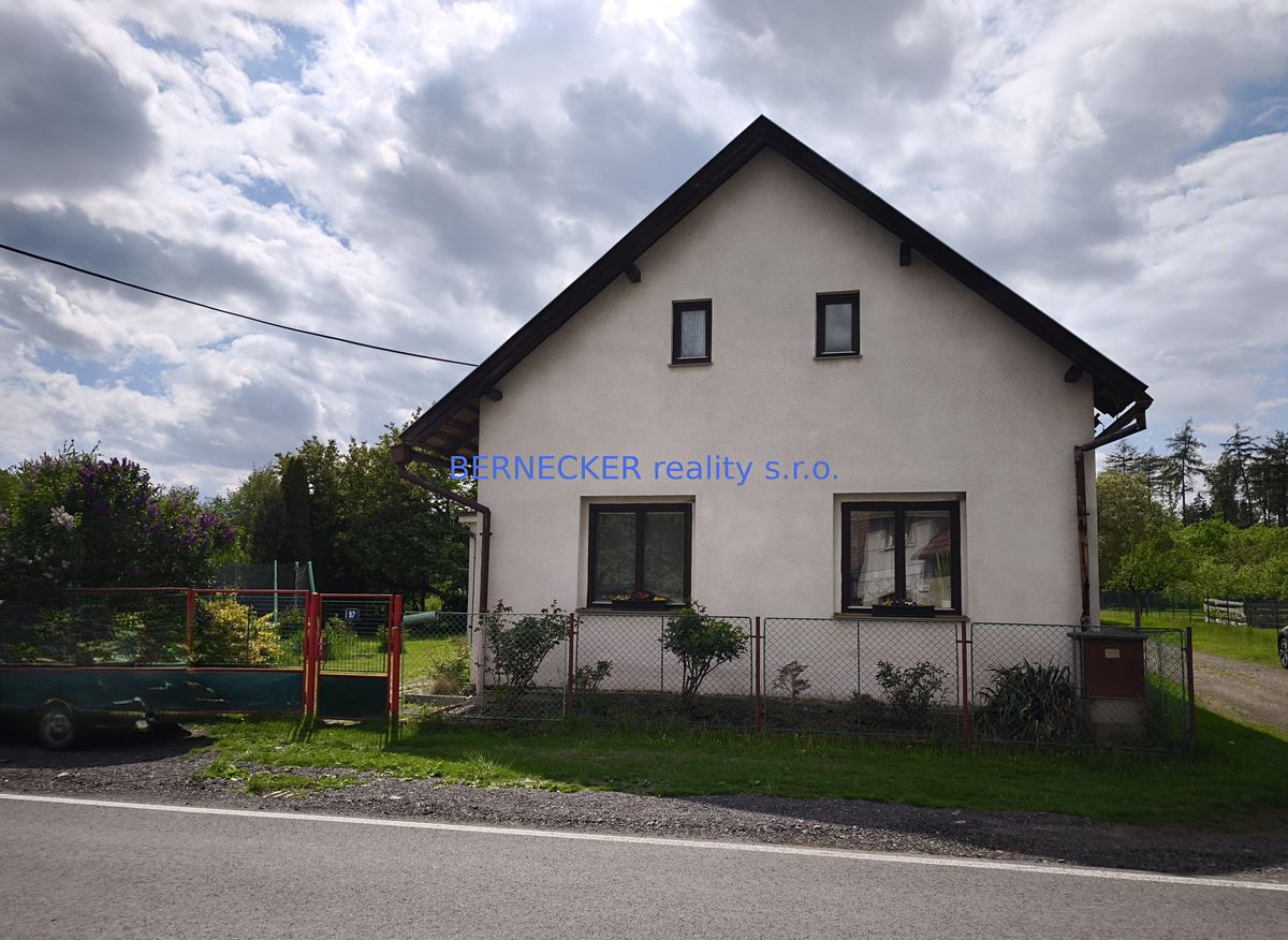Prodej rodinného domu 80 m², pozemek 2407 m² – fotografie 2