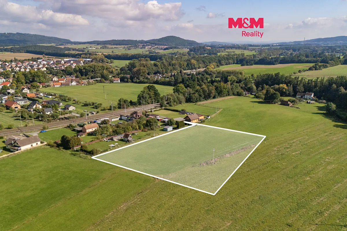 Prodej stavebního pozemku 8072 m²