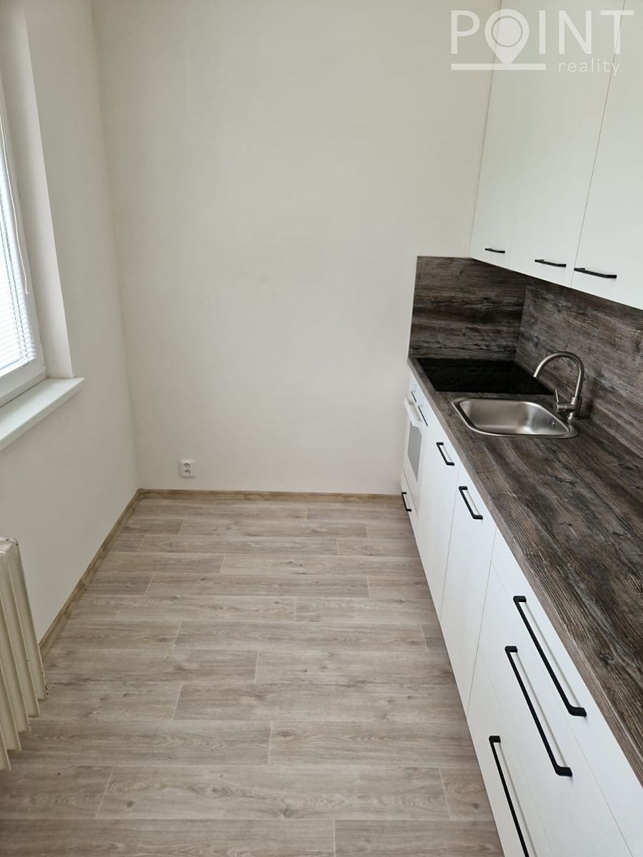 Pronájem bytu 1+1 32 m² – fotografie 2