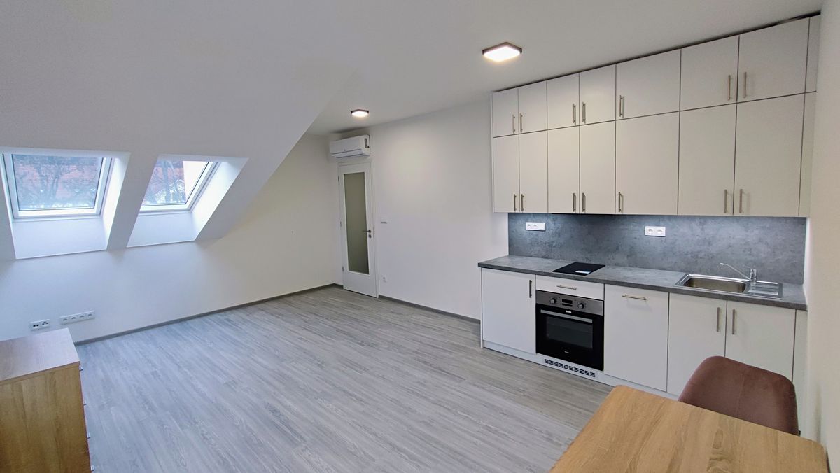Prodej bytu 1+kk 37 m²