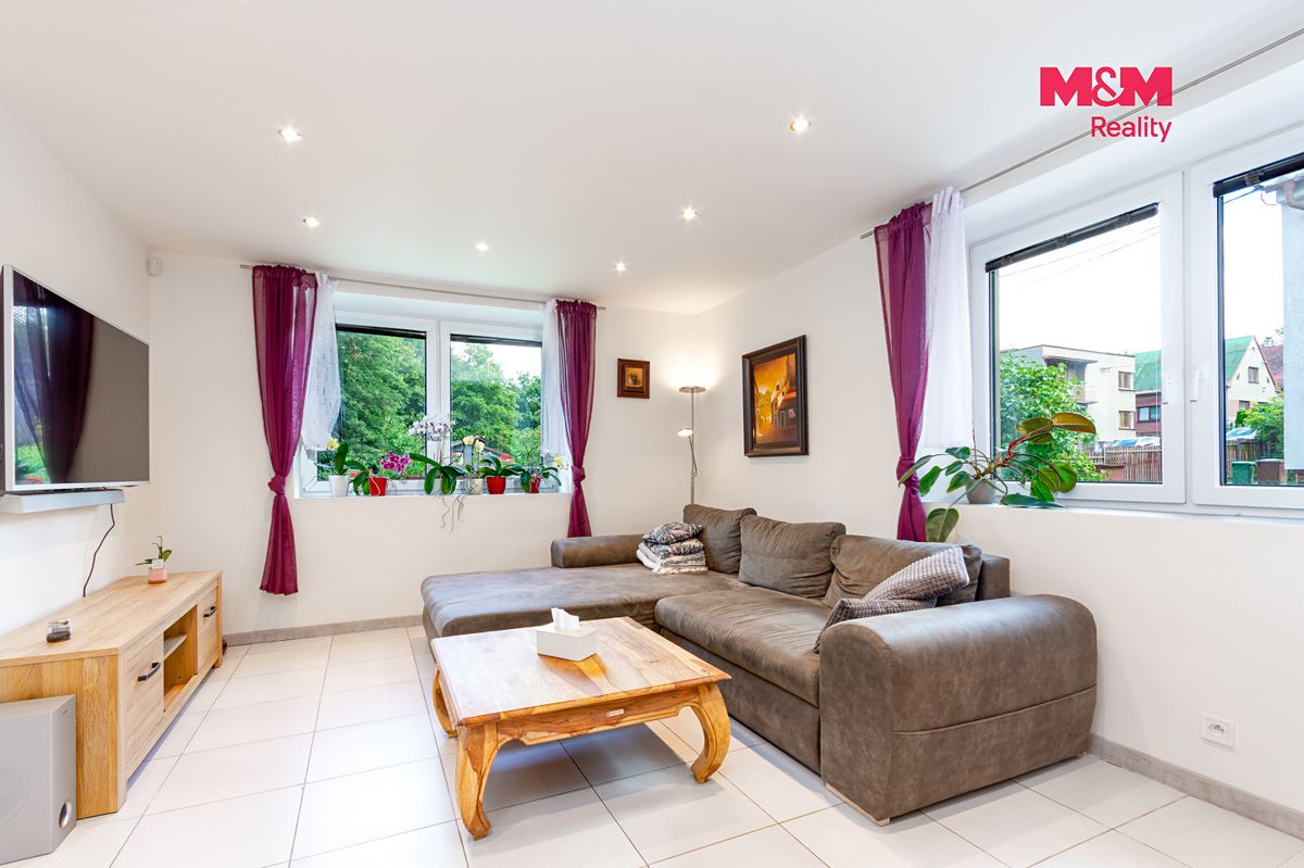Prodej rodinného domu 120 m², pozemek 765 m² – fotografie 2