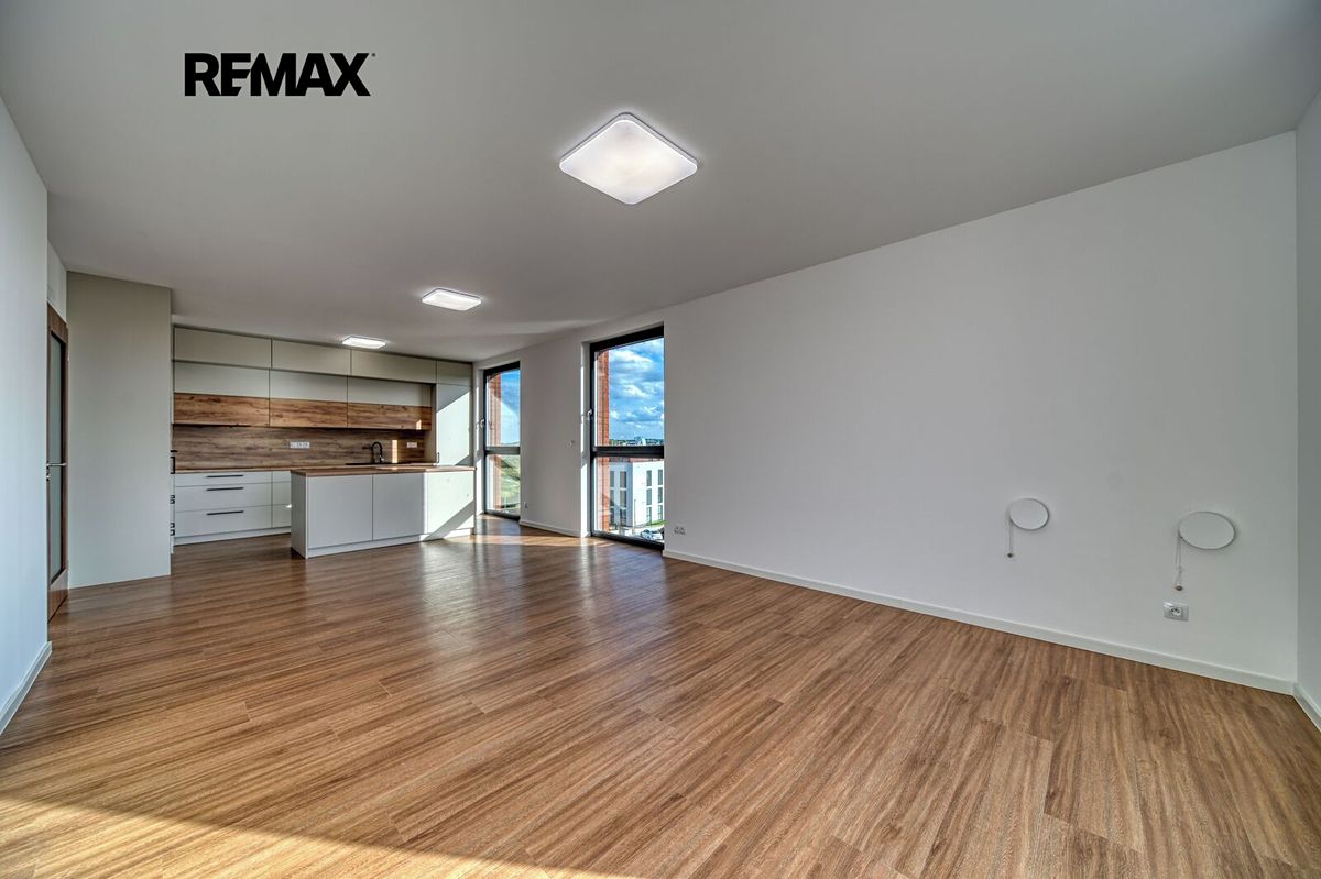 Pronájem bytu 3+kk 79 m²