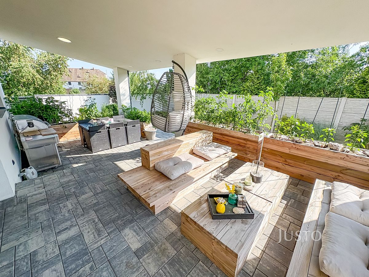 Prodej rodinného domu 213 m², pozemek 489 m² – fotografie 4