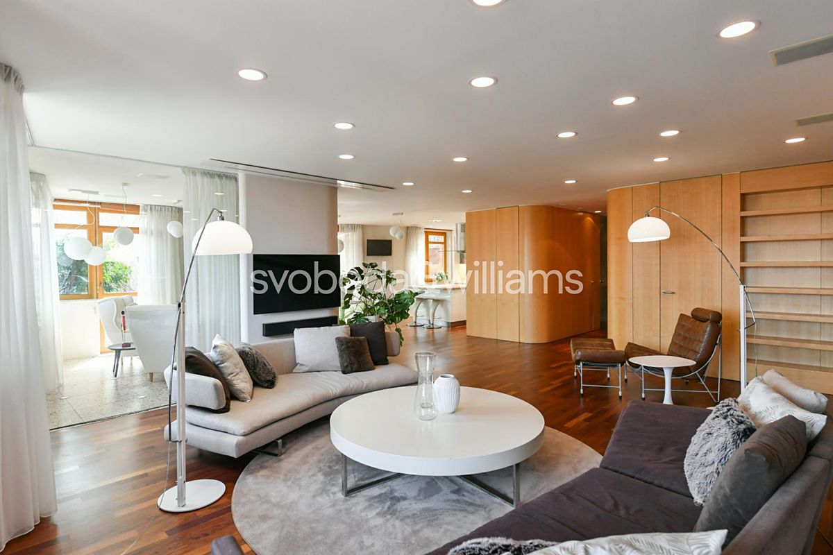 Prodej bytu 6 pokojů a více 224 m² – fotografie 4