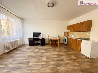Pronájem bytu 1+kk 32 m²