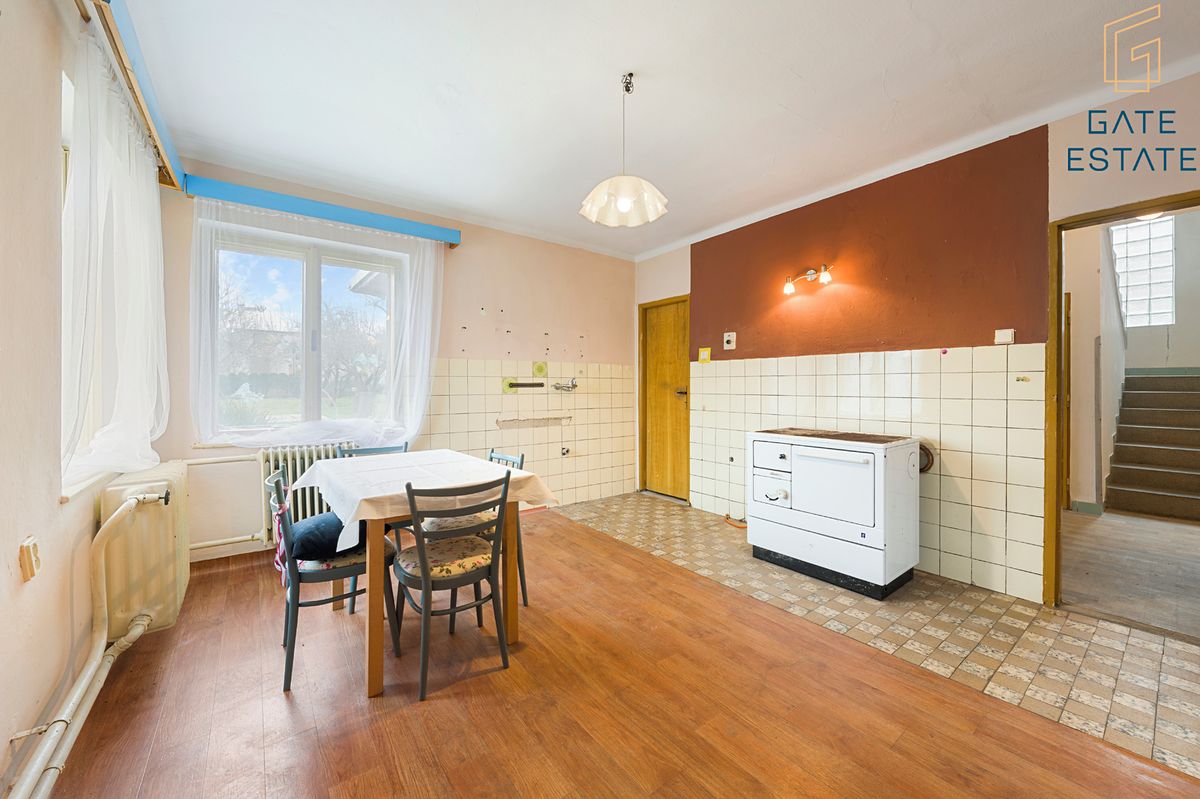 Prodej rodinného domu 187 m², pozemek 1123 m² – fotografie 5