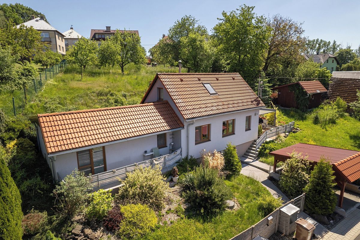 Prodej rodinného domu 82 m², pozemek 677 m²