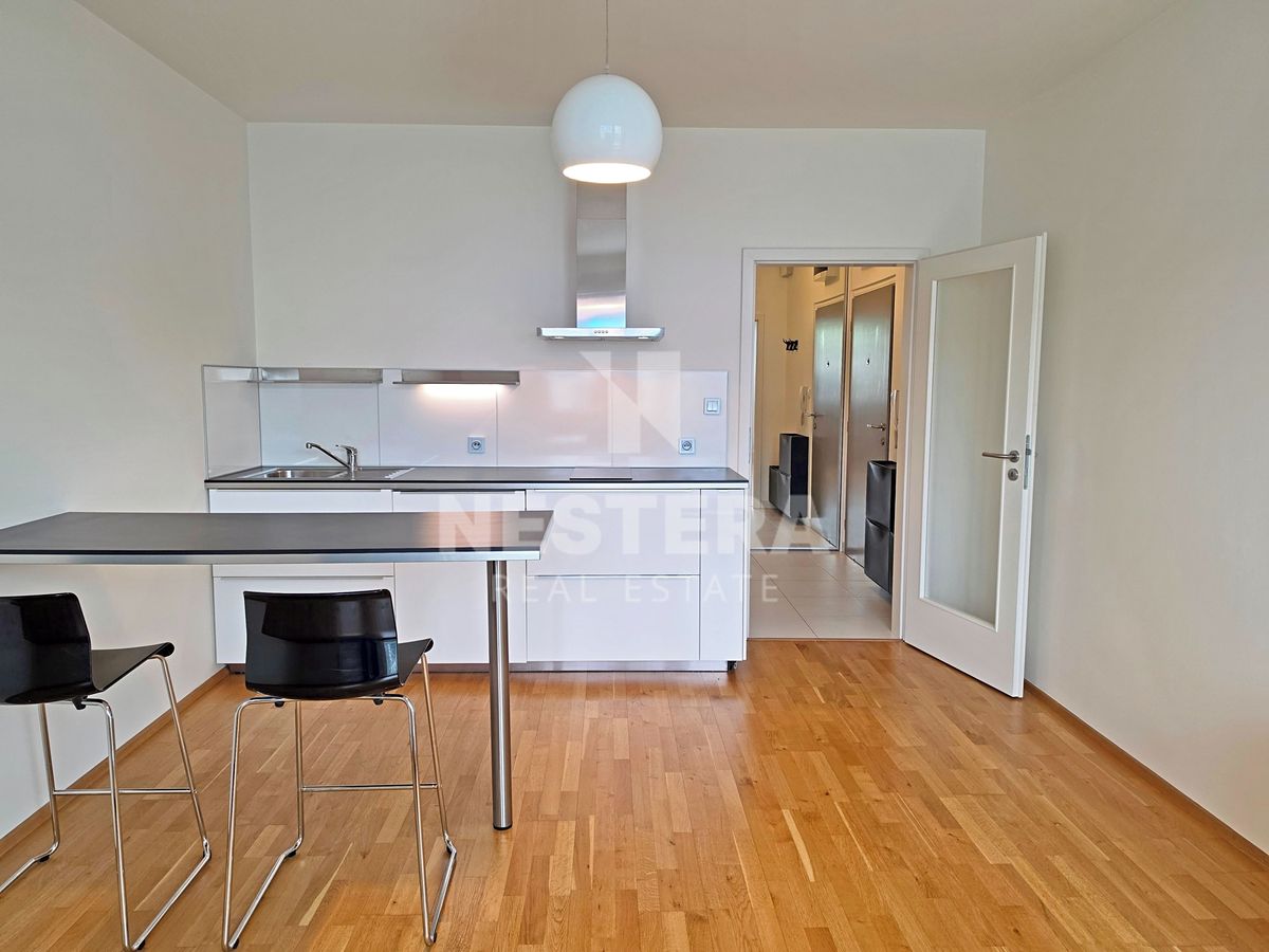 Pronájem bytu 1+kk 31 m² – fotografie 5