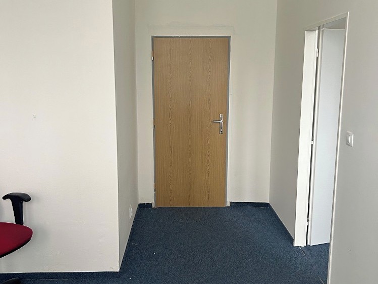 Pronájem komerčního prostoru, 107 m² (15 z 22)