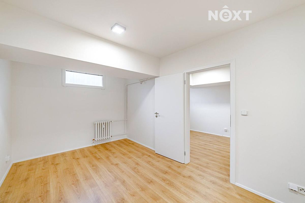 Prodej obchodního prostoru 40 m² – fotografie 3