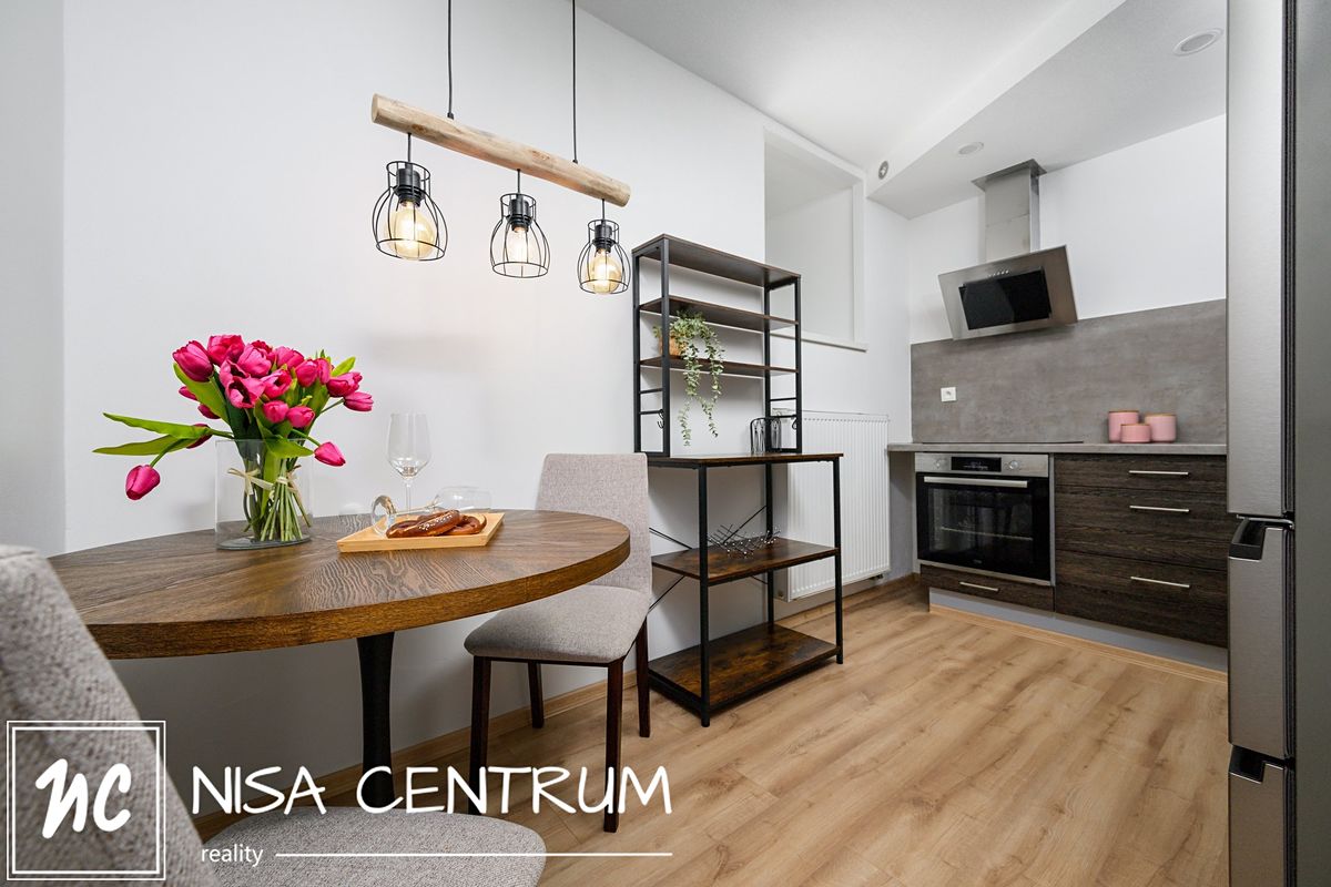 Pronájem bytu 2+kk 46 m² – fotografie 2