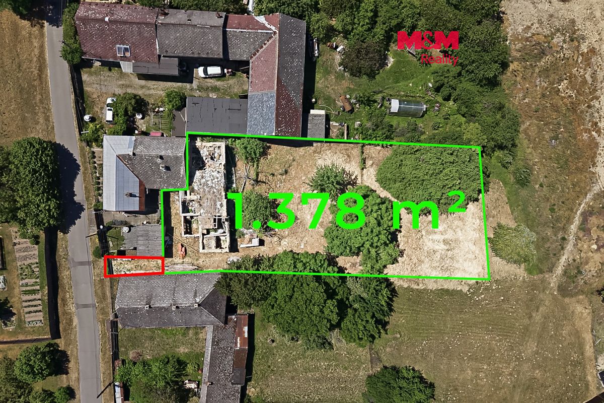 Prodej stavebního pozemku 1378 m²