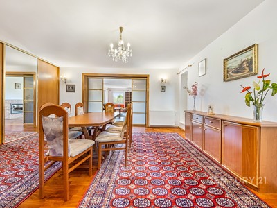 Pronájem bytu 4+1, 120 m² (2 z 18)