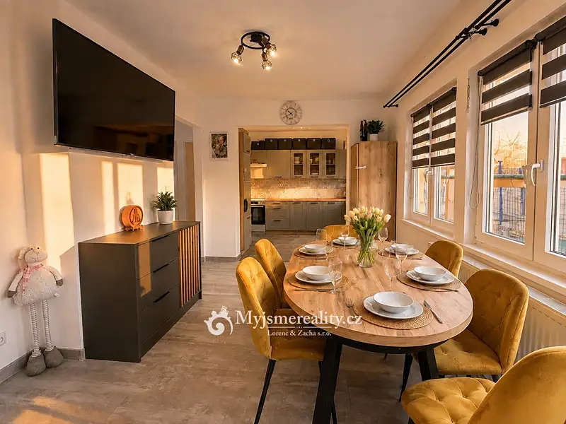 Prodej rodinného domu 126 m², pozemek 352 m², Znojmo – náhled fotky 2