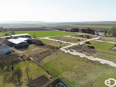 Prodej pozemku, 905 m² (3 z 9)
