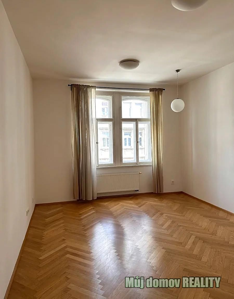 Pronájem bytu 2+kk 49 m² – fotografie 2