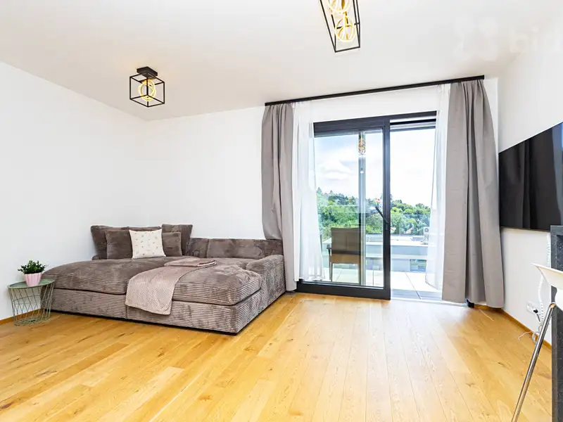 Prodej bytu 3+kk 61 m², Praha – náhled fotky 2