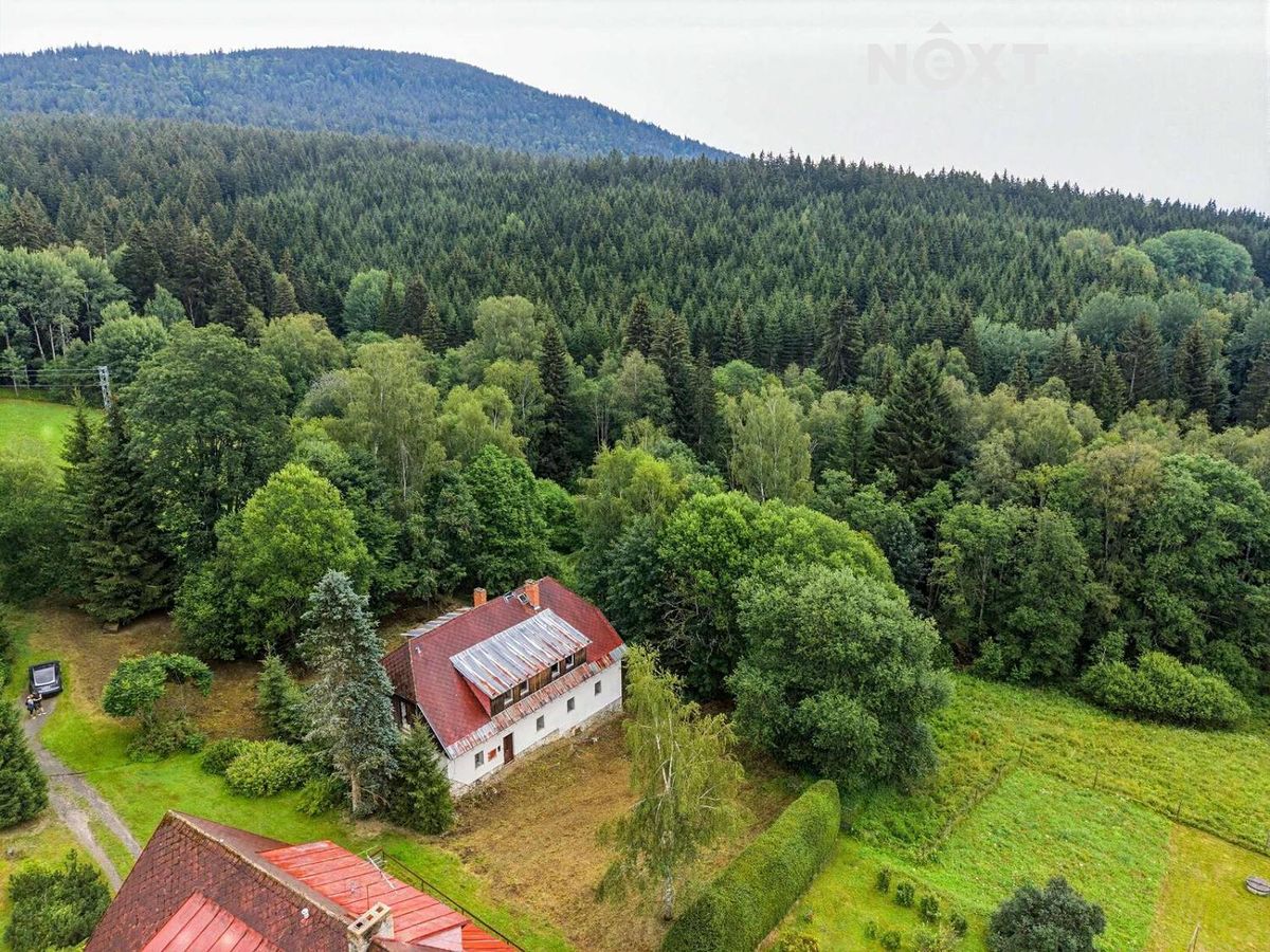 Prodej rodinného domu 350 m², pozemek 2934 m² – fotografie 2