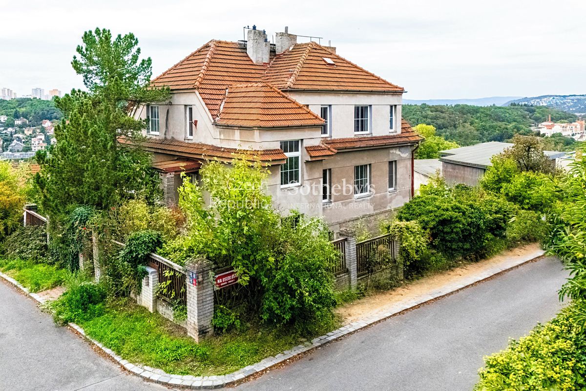 Prodej stavebního pozemku 767 m² – fotografie 4