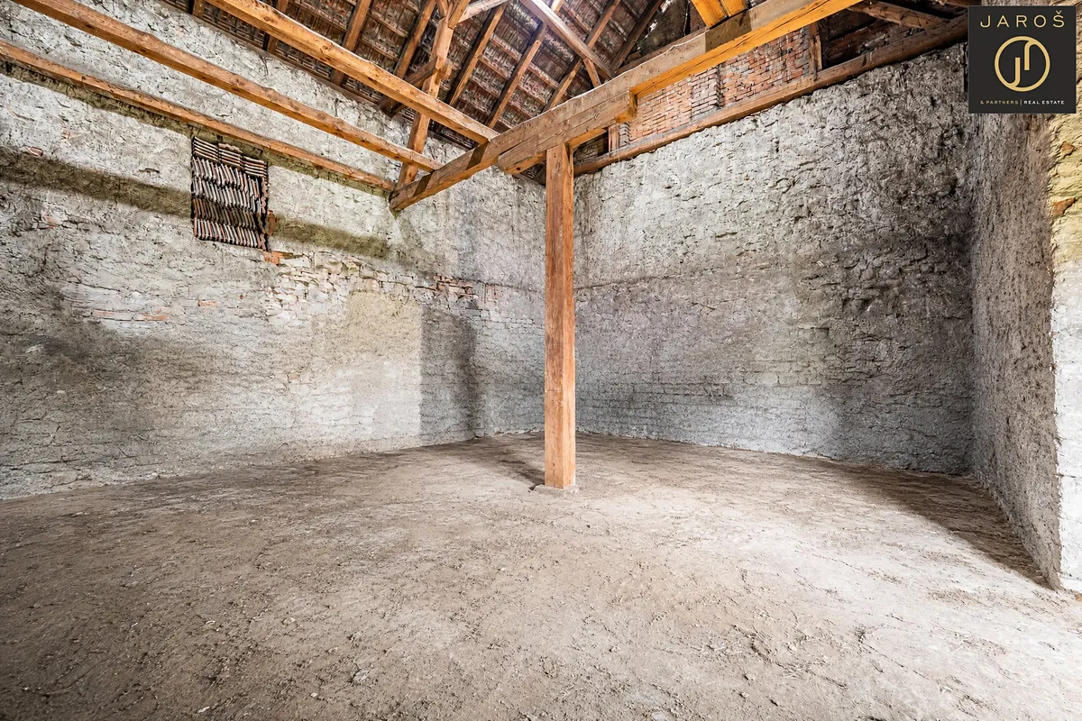 Prodej garáže 155 m²