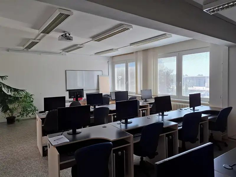 Pronájem kanceláře 365 m², Brno – náhled fotky 3