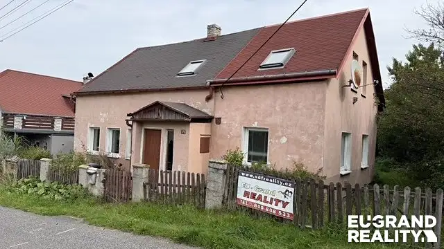 Prodej rodinného domu 150 m², pozemek 522 m², Šluknov – náhled fotky 1