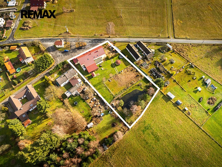 Haus zum Kauf, 400 m² (2 von 47)