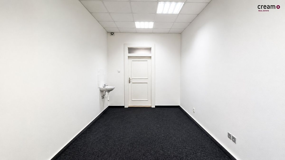 Pronájem kanceláře 17 m² – fotografie 3