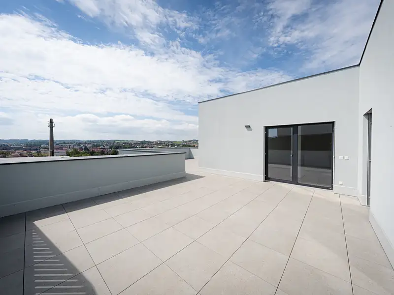 Prodej bytu 4+kk 106 m², Luční, Pelhřimov