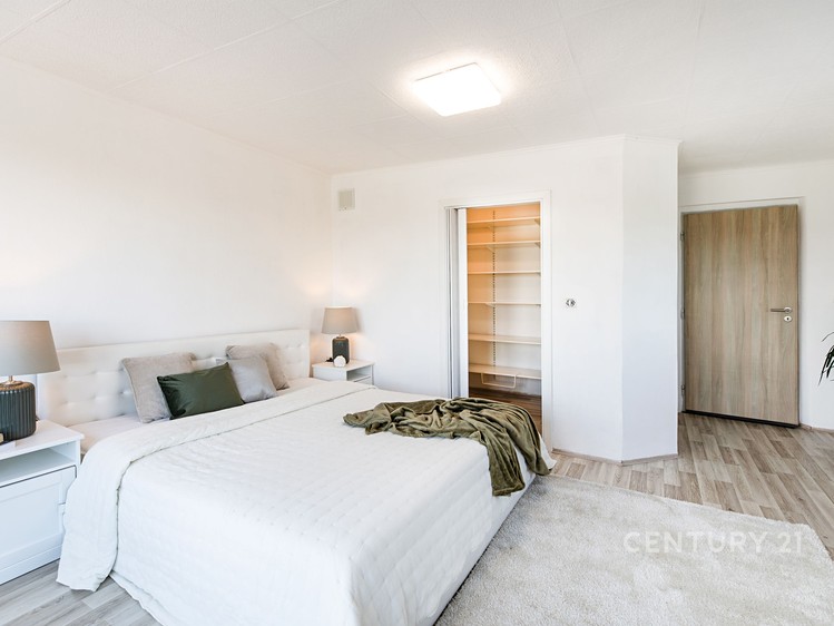 Будинок на продаж, 231 м² (10 з 42)