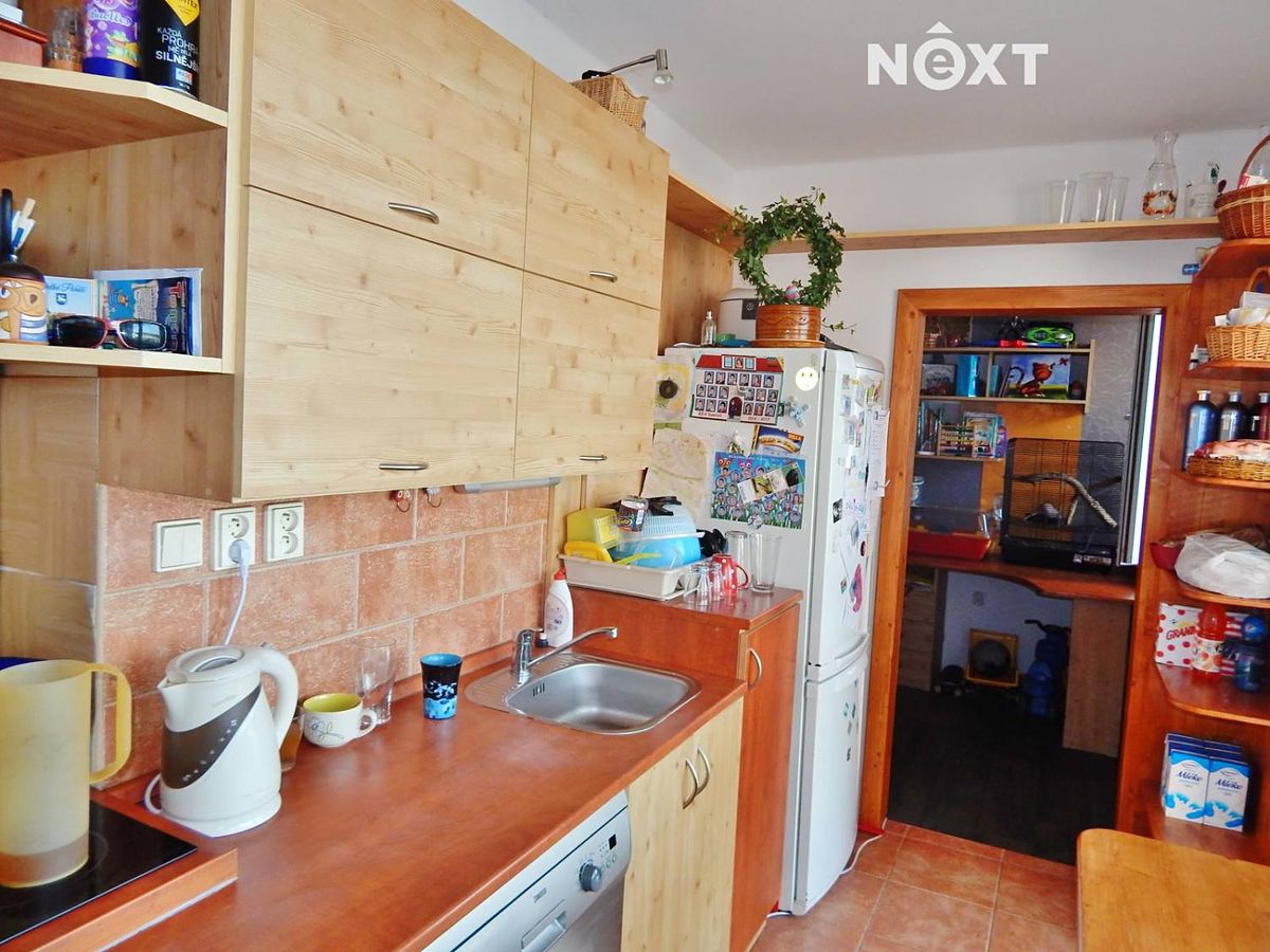 Pronájem bytu 4+1 80 m² – fotografie 2