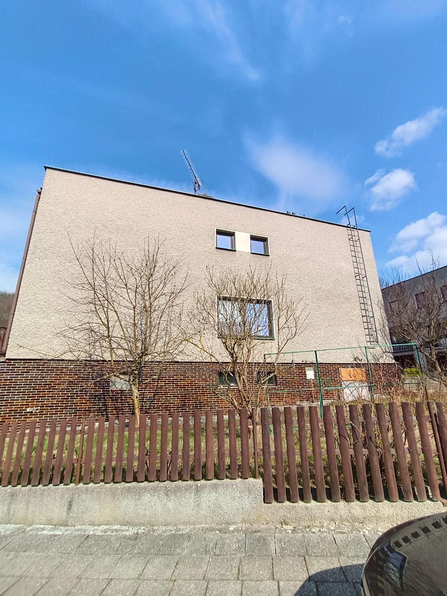 Prodej rodinného domu 216 m², pozemek 337 m² – fotografie 4