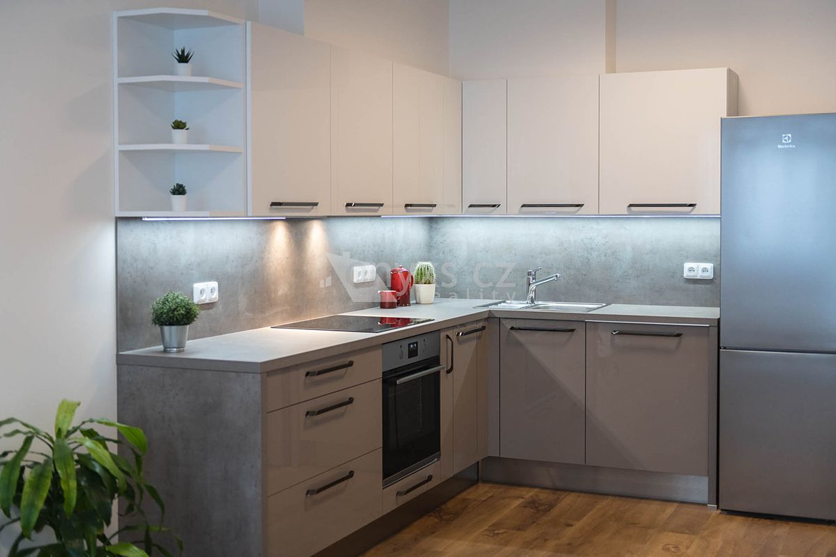 Pronájem bytu 2+kk 52 m² – fotografie 3